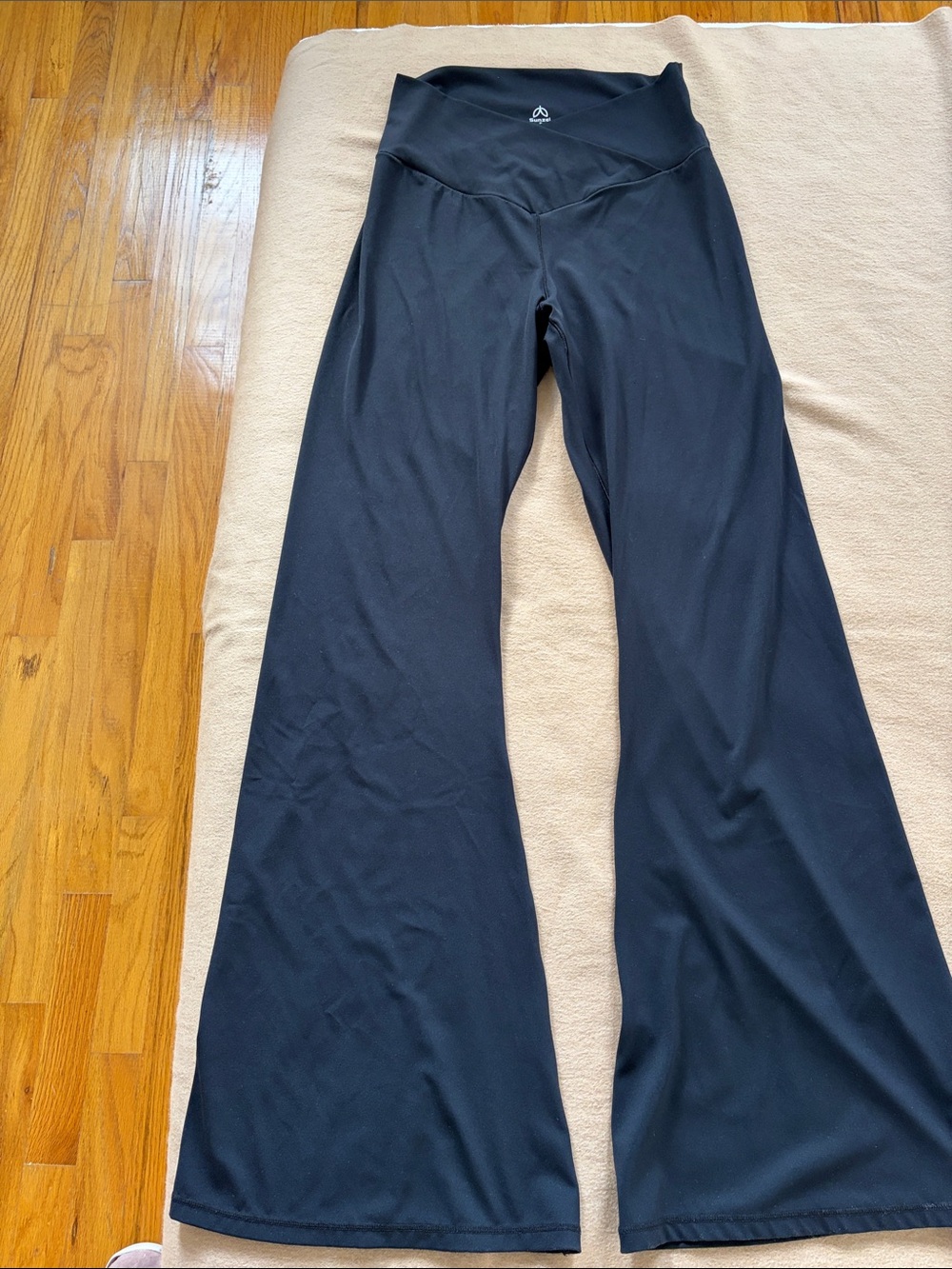 Black Flared Yoga Pants with High Waist